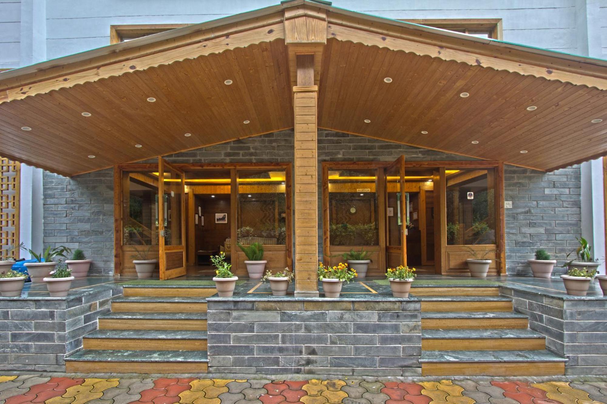 Vivaan The Sunrise Resort Manāli Exterior foto